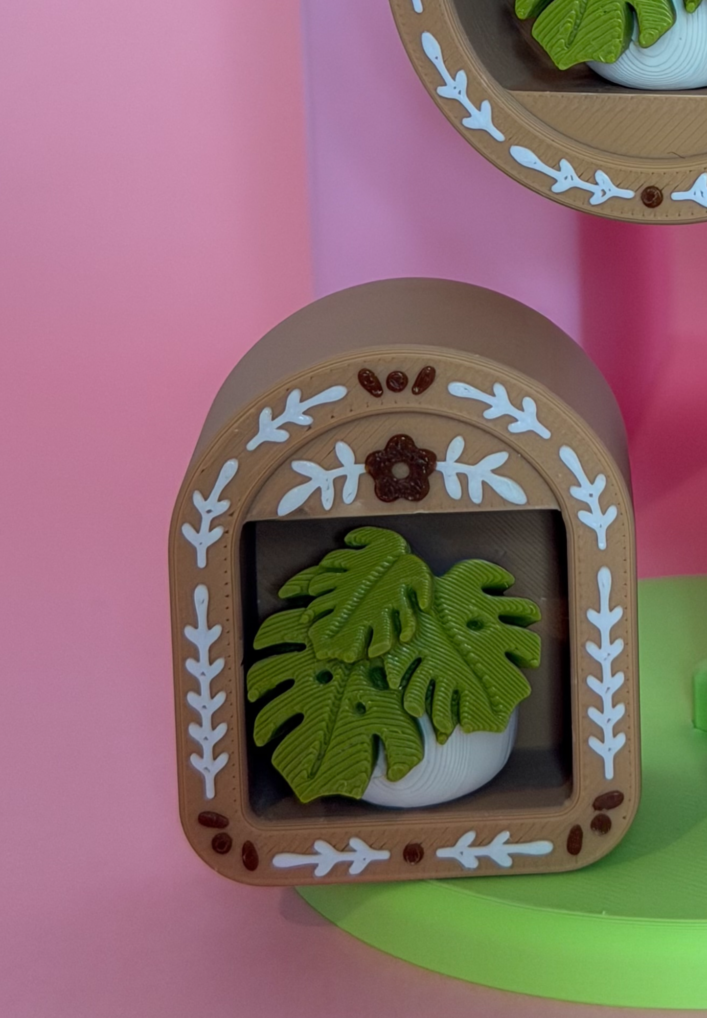 Monstera Mini Book Nook Clicker